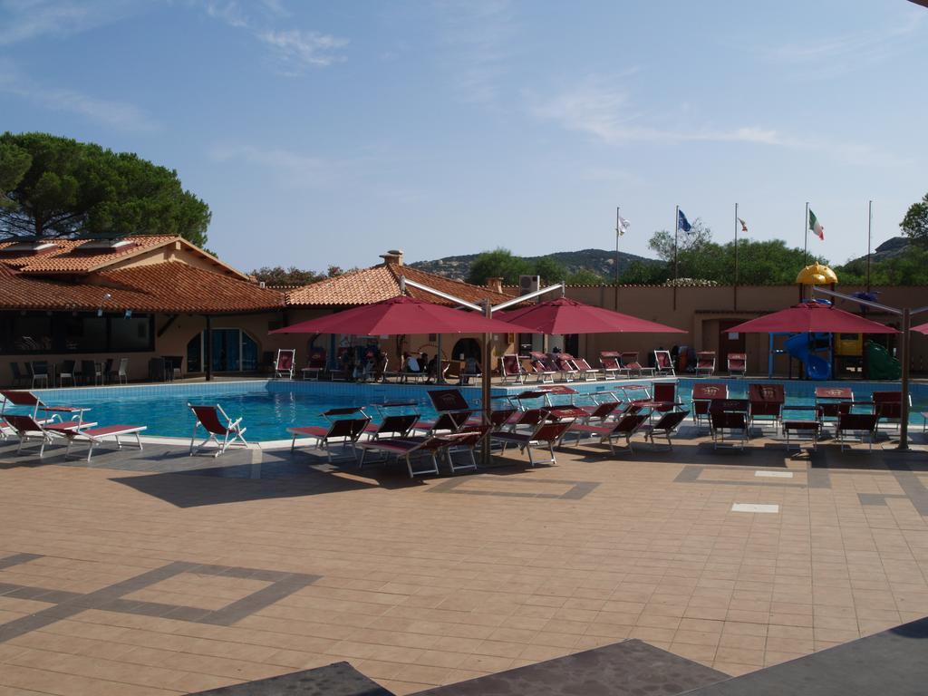 Hotel Club Esse Cala Bitta Baia Sardinia Exteriér fotografie