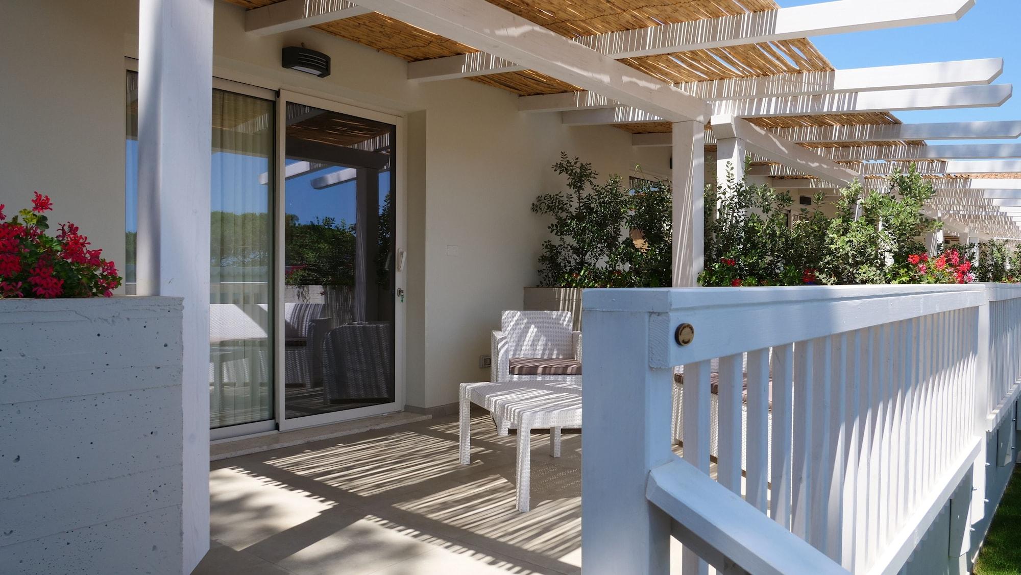Hotel Club Esse Cala Bitta Baia Sardinia Exteriér fotografie