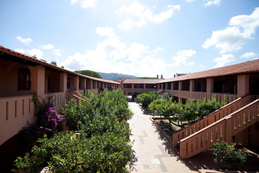Hotel Club Esse Cala Bitta Baia Sardinia Exteriér fotografie