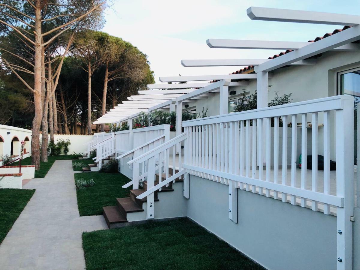 Hotel Club Esse Cala Bitta Baia Sardinia Exteriér fotografie